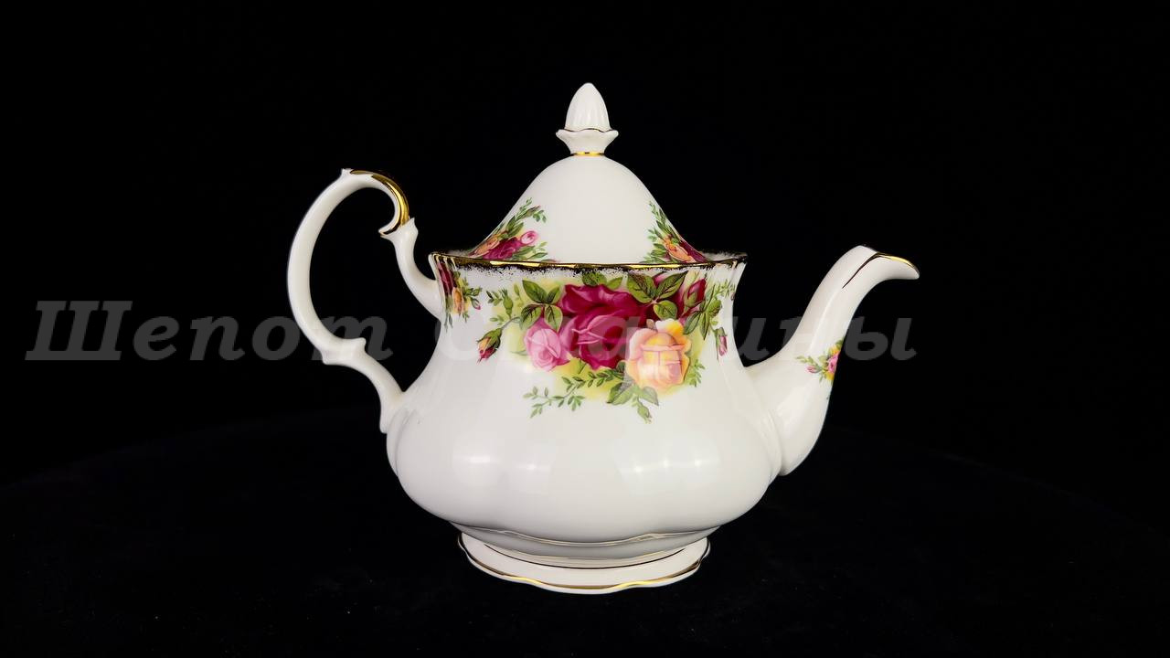 Лот №114. Чайник Royal Albert - Old Country Roses