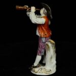Лот. № 377 ФЕРМЕР С ГОБОЕ (ПАРИЖСКИЕ КРИКУНЫ), ‘CRIS de PARIS’ MEISSEN, ГЕРМАНИЯ, СЕР. ХХ В.