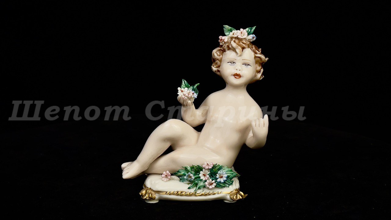 Лот. № 384 Статуэтка Путти ‘АЛЛЕГОРИЯ ВЕСНЫ’ Capodimonte Italy