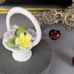 Лот. № 549 Корзинка из фарфора AYNSLEY England