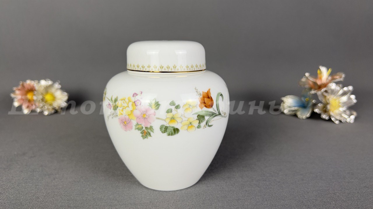 Лот. № 651 Чайница — баночка для хранения чая ‘’Wedgwood’’ England