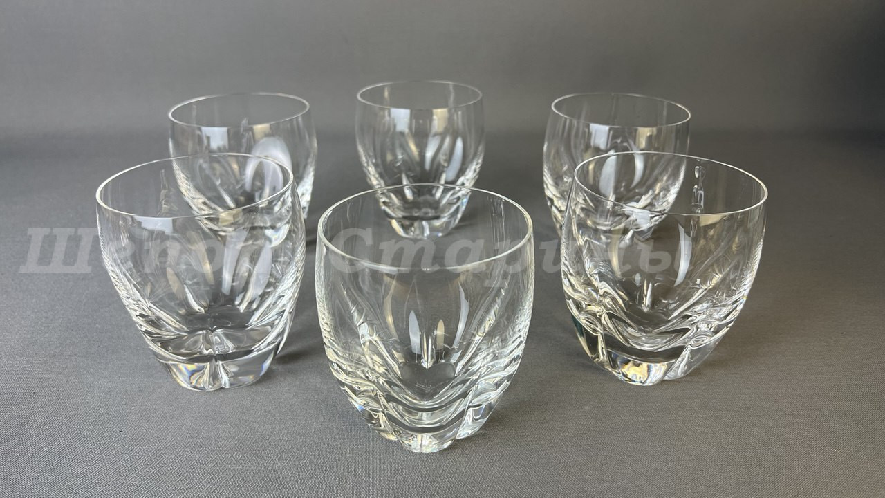Лот. № 895 Набор хрустальных стаканов Lalique, Франция — 6 штук